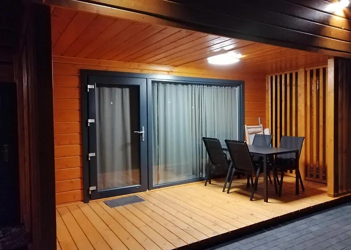 Nyaraló Sloneczne Chatki Dziwnówek